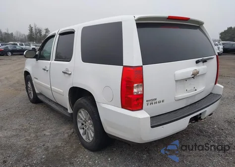 2008 Chevrolet Tahoe Hybrid z USA, uszkodzony, nr VIN 1GNFK13588R218770
